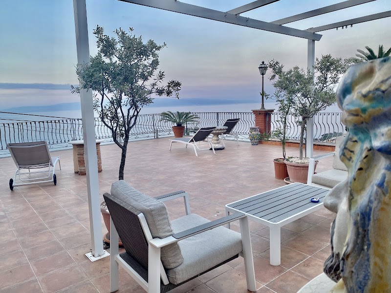 Villa Athena Taormina - Villa Athena Taormina Via Luigi Pirandello, 24, 98039 Taormina ME, Italy