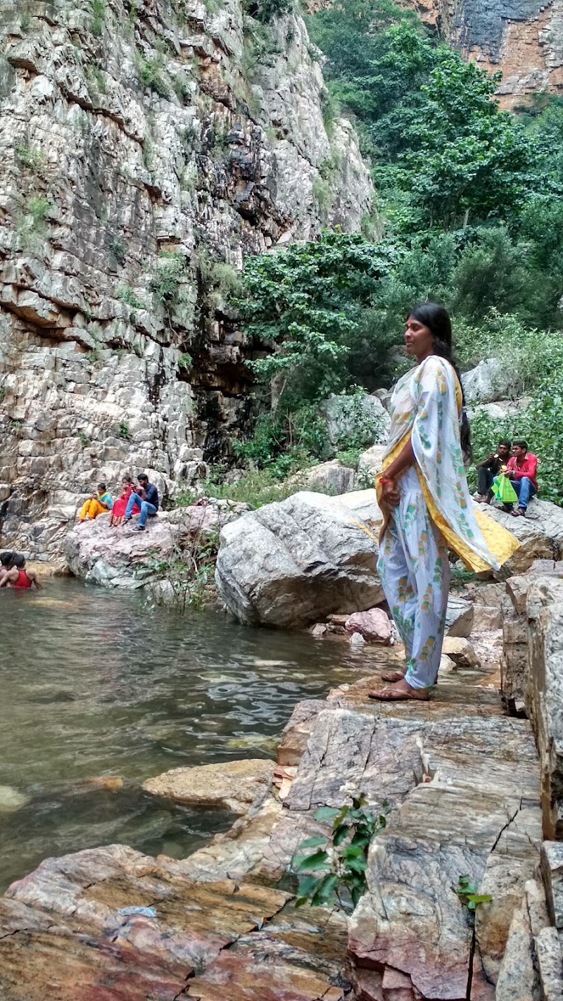 Penchalakona Waterfalls - Penchalakona Waterfalls, Penchalakona, Rapuru Mandal, SPSR, 8CJ3+4XR, Andhra Pradesh 524414, India