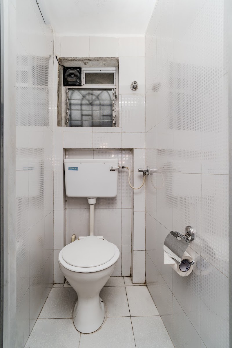Calisto by House Oona - Calisto by House Oona Bansi Kunj Apartments, 67, Khar, Chuim Village, Danda, Khar West, Mumbai, Maharashtra 400052, India