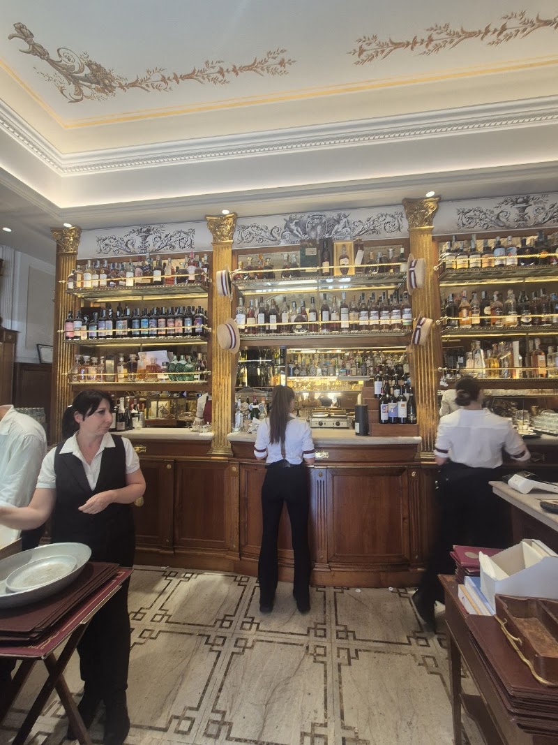 Ristorante Caffè Martini - Ristorante Caffè Martini P.za del Colosseo, 3, 00184 Roma RM, Italy