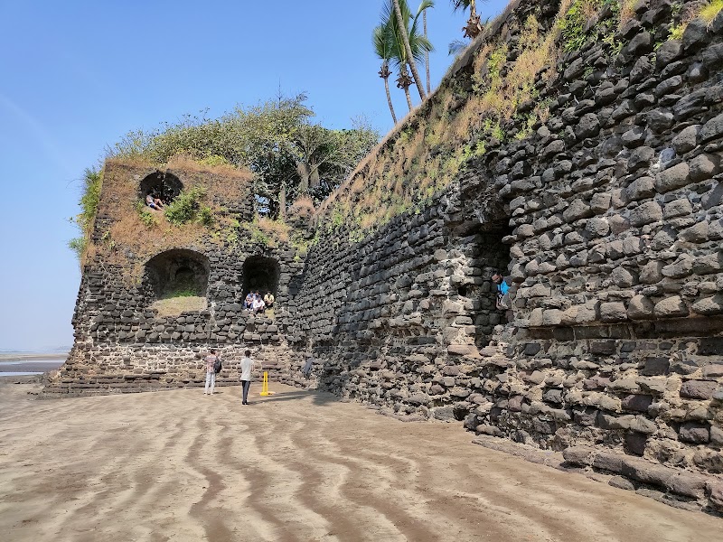 Revdanda Fort - Revdanda Fort Revdanda, Maharashtra 402202, India
