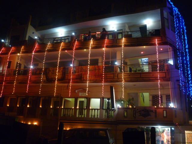 Ganga Paying Guest House - Ganga Paying Guest House 72P4+MMC, Dumraon Colony, Varanasi, Uttar Pradesh 221005, India