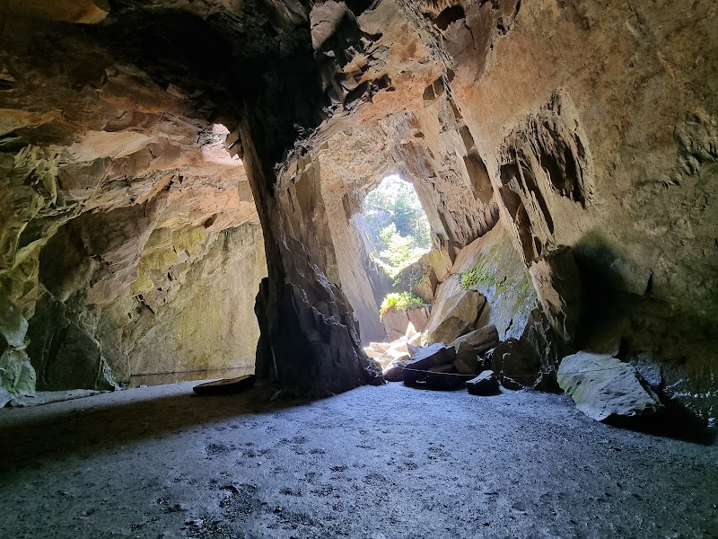 Cathedral Cavern - Cathedral Cavern 3 Stang End, Little Langdale, Ambleside LA22 9NT, UK