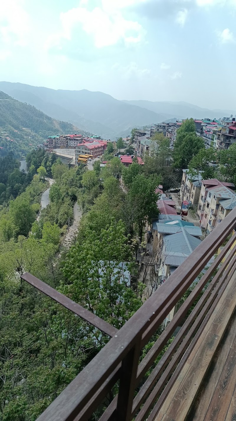OYO Home 61285 Captivating 3bhk Apartment Sanjauli - OYO Home 61285 Captivating 3bhk Apartment Sanjauli, Himuda 3BHK House No 62, Second Floor, Housing Board Colony, Sanjauli, Shimla, Himachal Pradesh 171006, India