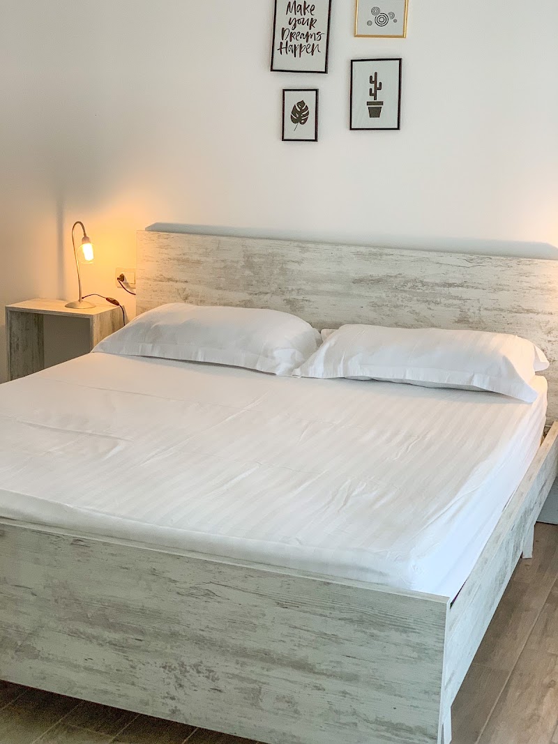 Aqua Holiday Apartments - Aqua Holiday Apartments, County Uji i Ftohtë, SH8 9405, Vlorë, Albania
