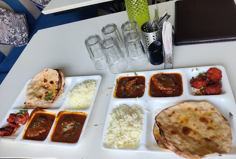 Pick & Move Restaurant Udaipur - Pick & Move Restaurant Udaipur 12, City Station Rd, opp. Madhav Tower, Udaipole, Toran Bawri, Jawahar Nagar, Udaipur, Rajasthan 313001, India