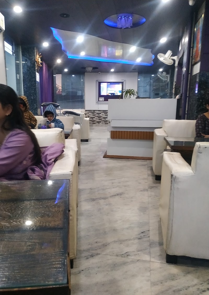 Shiva Drink & Dine - Shiva Drink & Dine, first floor, Shiva Drink and Dine, of Shiva Dhaba, road, near Prayas Bhawan, Civil Bazar, Yol, Dharamshala, Himachal Pradesh 176215, India