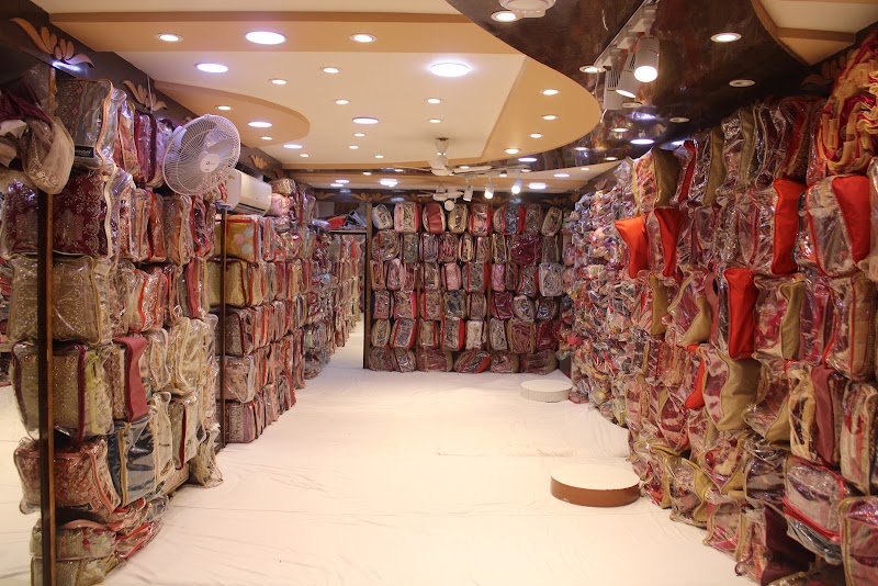 Sanjay Saree Emporium - Sanjay Saree Emporium 41, 1st crossing, B 40, Khanjane Walon ka Rasta, second crossing, Chandpole Bazar, Chandpole, Chandpol, Jaipur, Jaipur Nagar Nigam Area, Rajasthan 302001, India