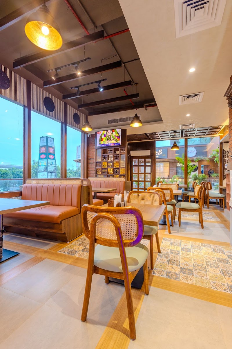 URULII- SOUTHINDIAN LEGACY - URULII- SOUTHINDIAN LEGACY, 1st Floor, FF42/43, Suntwilight Mall, Opp Delta-1 Metro Station, Sector-27, Block B, Jaypee Greens, Greater Noida, Brahmpur Rajraula Urf Nawada, Uttar Pradesh 201310, India