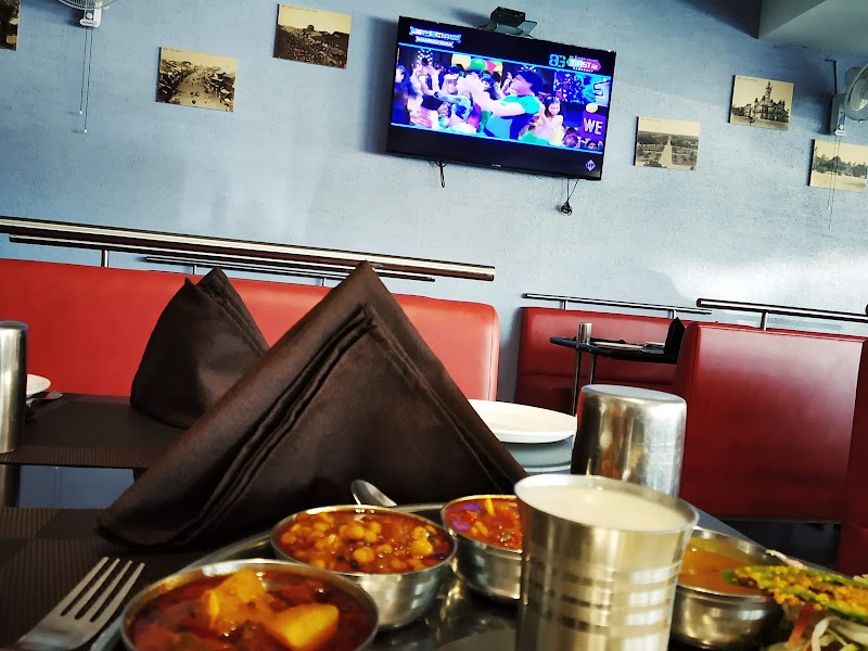 Shri Khodiyar Kathiyawad Dhaba - Shri Khodiyar Kathiyawad Dhaba, Minal Service Station, Ranoli, NH 8 Ranoli Chokdi, GSFC, Sursi, Vadodara, Gujarat 391350, India