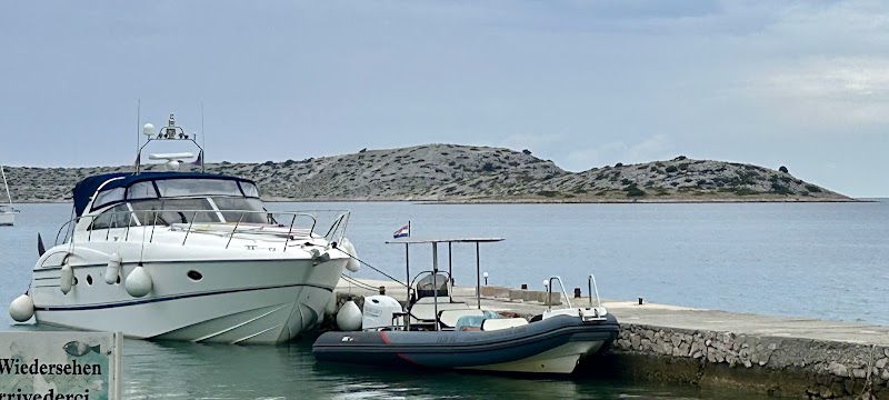 Dalmatia Adventures - Dalmatia Adventures, ul. kralja tvrtka 17, 23211, Pakoštane, Croatia