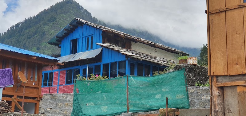 Sunrise cafe & Homestay - Boom And Blossom