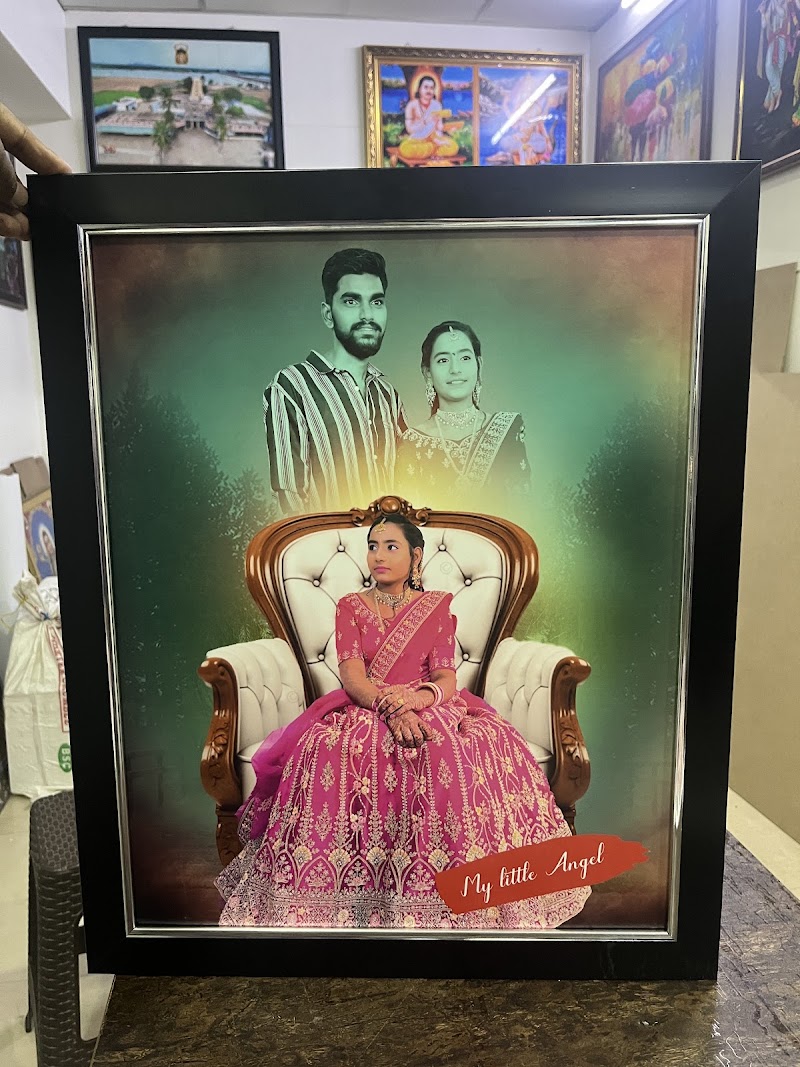 Shankar Frames - Shankar Frames, Dam Rd, beside Galemma Temple, Chapparadahalli, Hosapete, Karnataka 583203, India