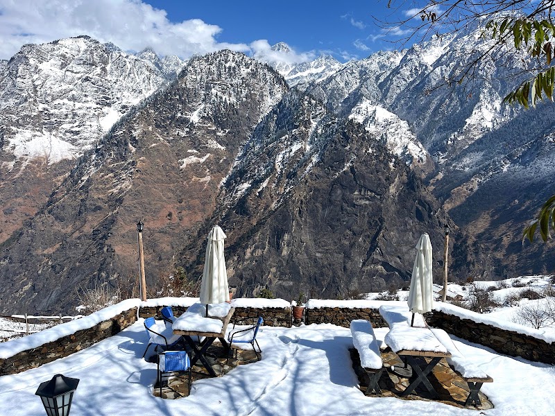 Faraway Cottages, Auli - Faraway Cottages, Auli Farkiaguar, Parsari, Sunil Road Lower Auli, Auli Rd, Joshimath, Uttarakhand 246443, India