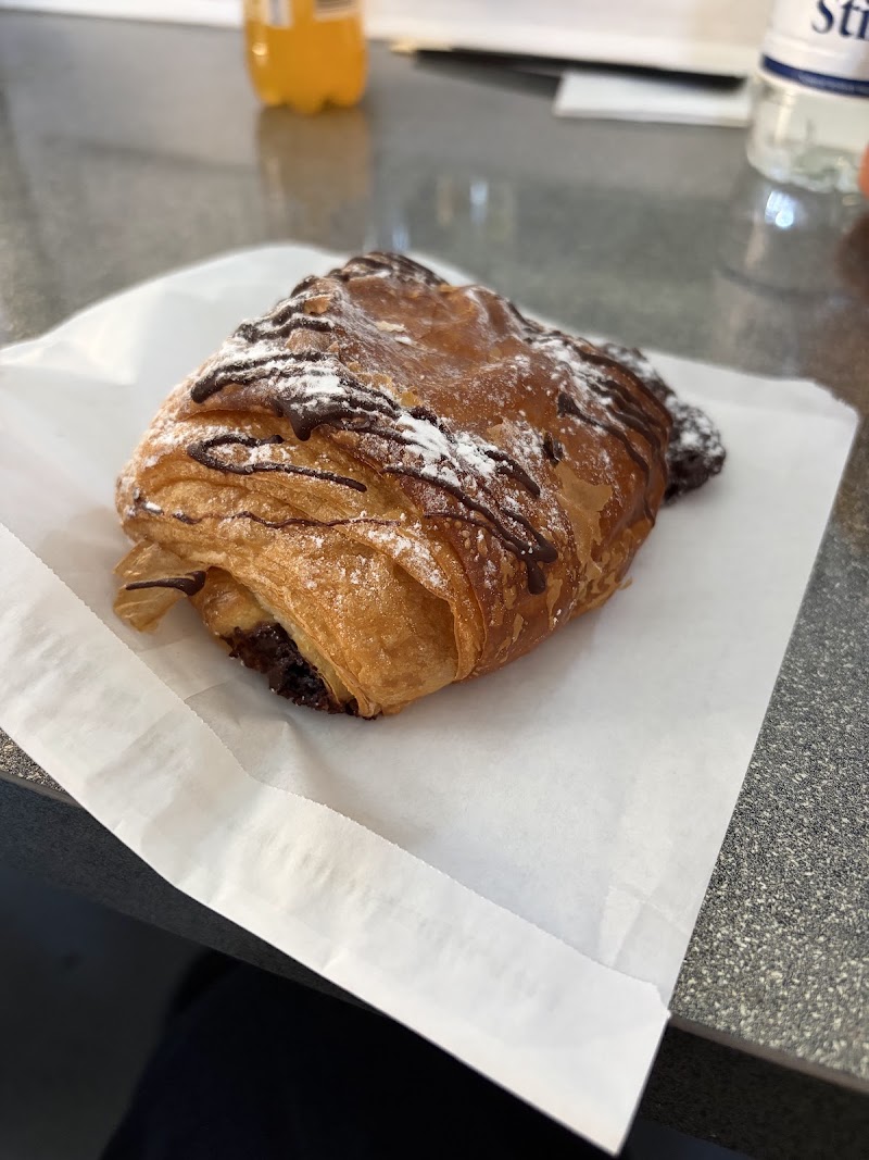 TheDorkyFrench vegan bakery - TheDorkyFrench vegan bakery 39 Parnie St, Glasgow G1 5RJ, UK