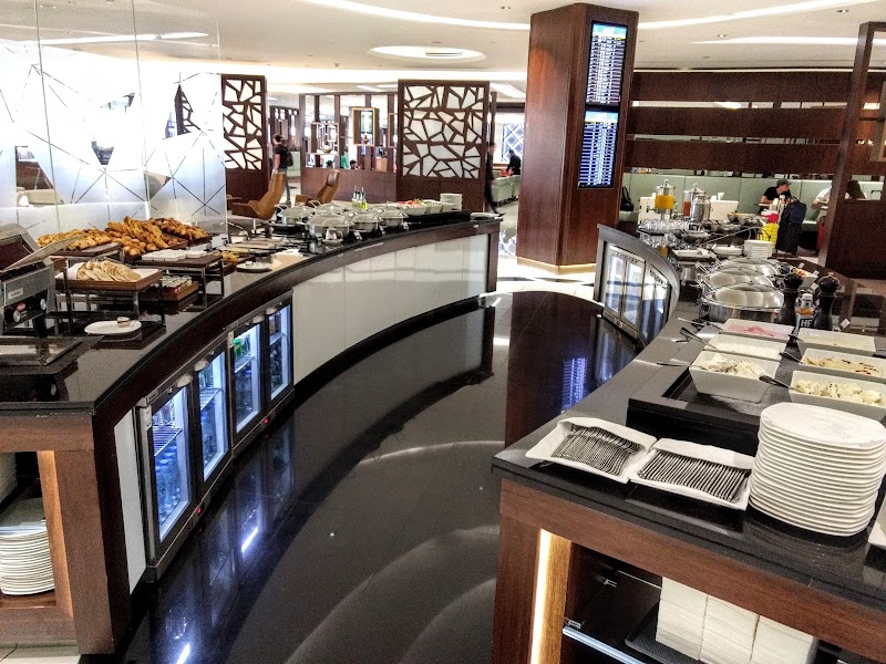Etihad Airways Abu Dhabi First Class Lounge - Etihad Airways Abu Dhabi First Class Lounge Abu Dhabi Airport,Sheikh Maktoum Bin Rashid Road - Abu Dhabi - Ferienigde Arabyske - المطار - مطار زايد الدولي - أبو ظبي - United Arab Emirates