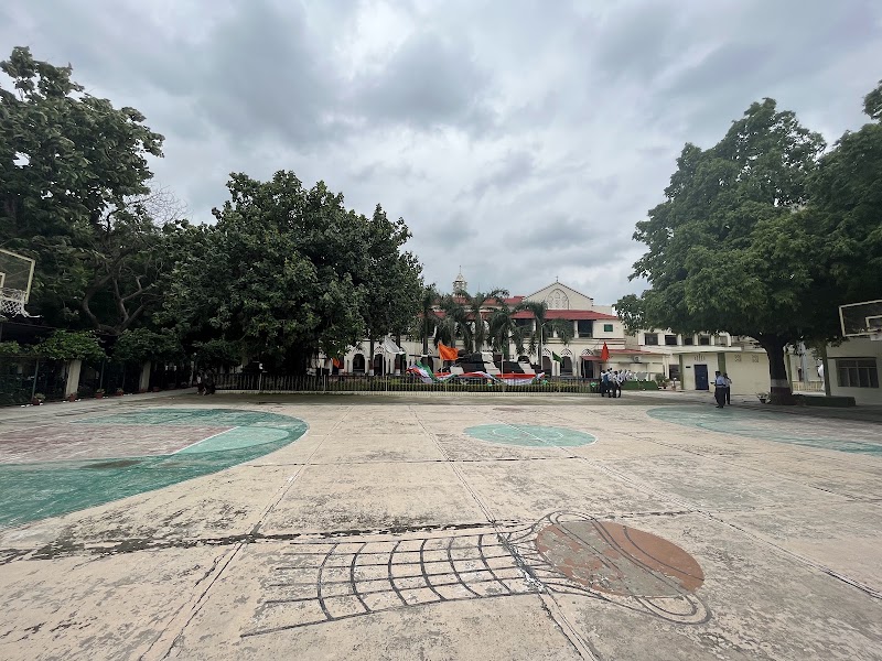 Boys’ High School And College - Boys’ High School And College, 4, Purushottam Das Tandon Marg, Vivek Vihar Colony, Civil Lines, Prayagraj, Uttar Pradesh 211002, India