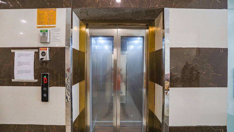 FabHotel Well Stay - Hotel in Sector 71, Noida - FabHotel Well Stay - Hotel in Sector 71, Noida SU-06, Block D, Sector 71, Noida, Uttar Pradesh 201316, India
