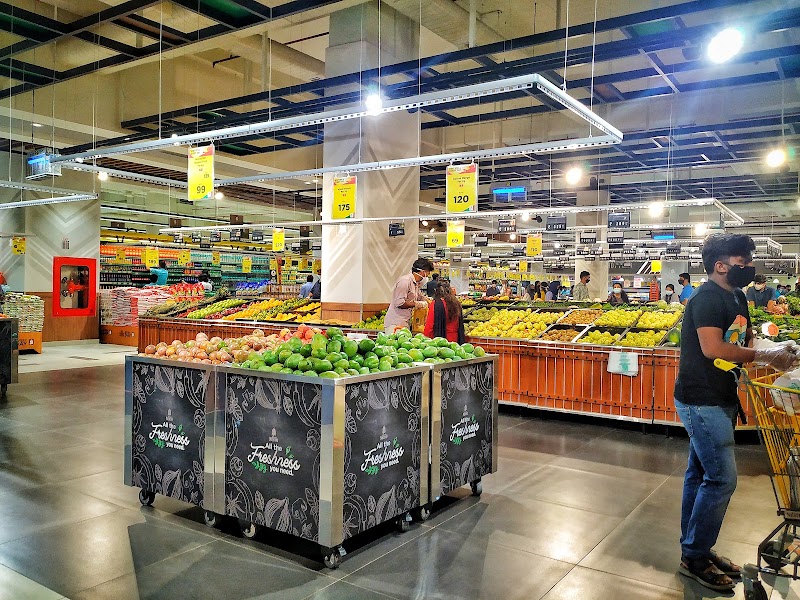 NESTO HYPERMARKET HILITE MALL - NESTO HYPERMARKET HILITE MALL, 2/1149-G17, -1 Level, Hilite Mall, NH Thondayad Bypass, Poovangal, Kozhikode, Pantheeramkavu, Kerala 673014, India