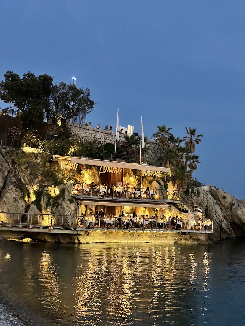 Castel Plage - Castel Plage, 8 Quai des États-Unis, 06300 Nice, France