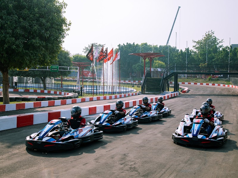 Formula Karting - Formula Karting Gate Number 11, Maharaja Agrasen Marg, near The great india place mall, Sector 38, Noida, Uttar Pradesh 201303, India