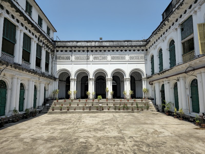 Jorasanko Thakurbari - Jorasanko Thakurbari Ganesh Talkies, 267, Rabindra Sarani, Raja Katra, Singhi Bagan, Jorasanko, Kolkata, West Bengal 700007, India