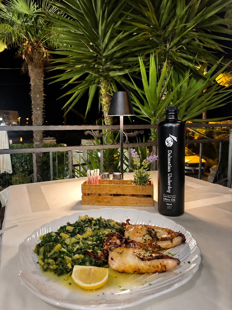 Dalmatian Underdog - Bio Olive Oil - Dalmatian Underdog - Bio Olive Oil, Ul. Ivana Rendića 24, 23000, Zadar, Croatia