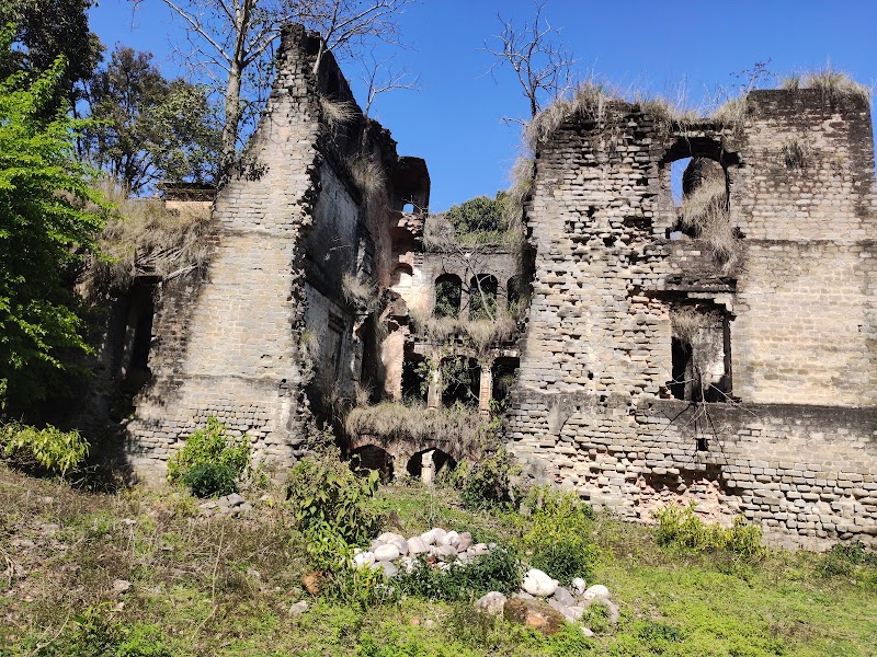 Amtar Fort - Amtar Fort, Q9J7+23G, Hamirpur, Himachal Pradesh 177033, India