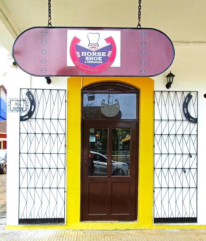 Horse Shoe Bar & Restaurant