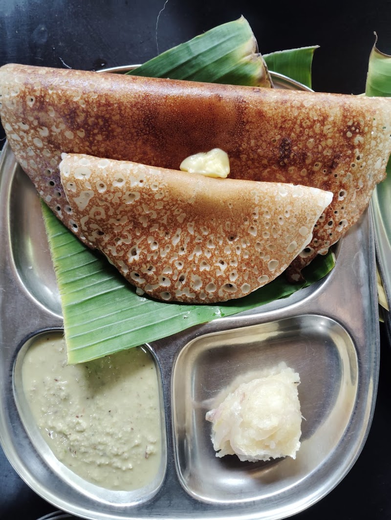 Davangere Benne Dose Hotel - Davangere Benne Dose Hotel, Sogi Circle, Holagundi Rd, opposite kayaka Bhavan, Huvina Hadagali, Karnataka 583219, India