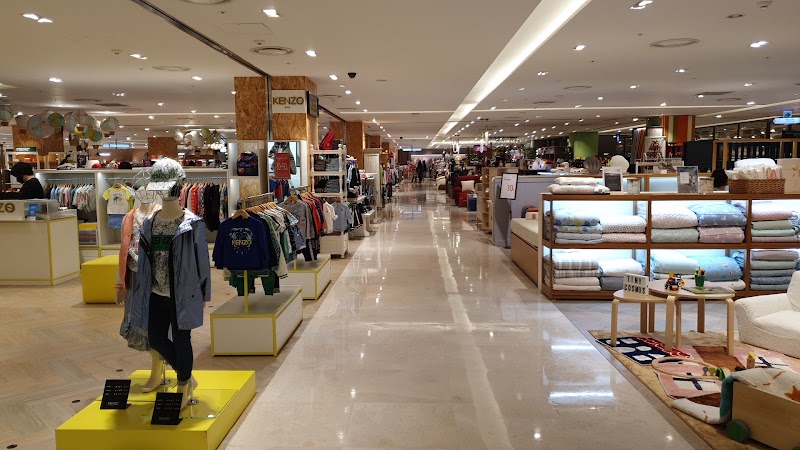 LOTTE Department Store Jamsil - LOTTE Department Store Jamsil 240 Olympic-ro, Songpa District, Seoul, South Korea