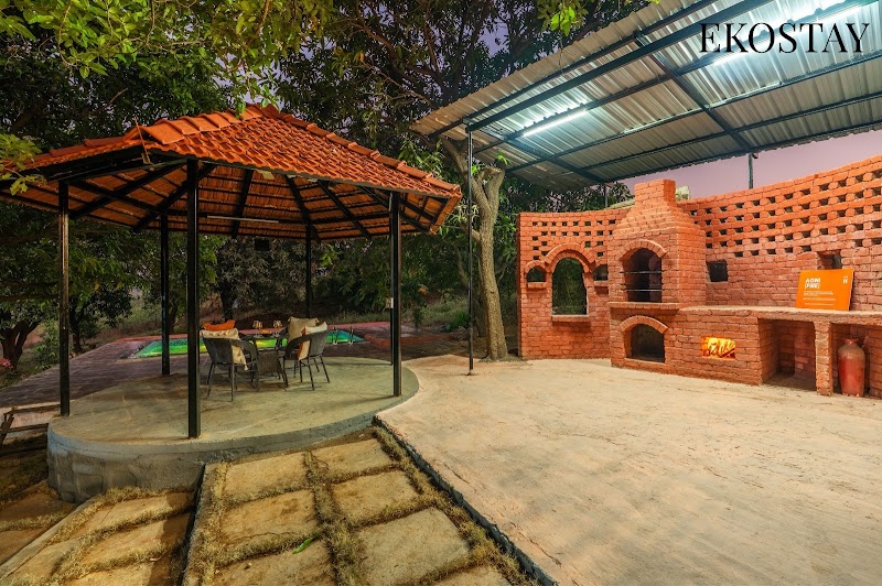 Ekostay Brick Wood Villa - Ekostay Brick Wood Villa M79J+RP, Dhokshet, Maharashtra 410205, India