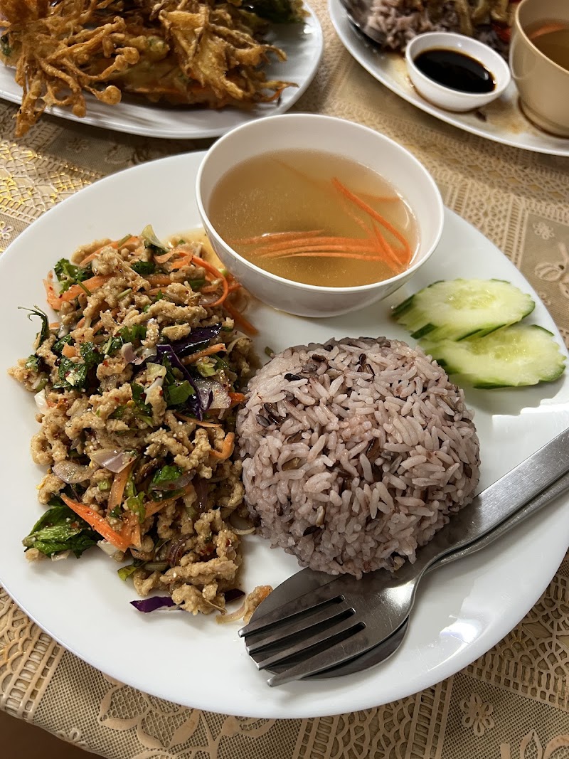 Eat Me Veggie & Vegan - Eat Me Veggie & Vegan 114, 2 Soi Pramot 2, Khwaeng Suriya Wong, Khet Bang Rak, Krung Thep Maha Nakhon 10500, Thailand