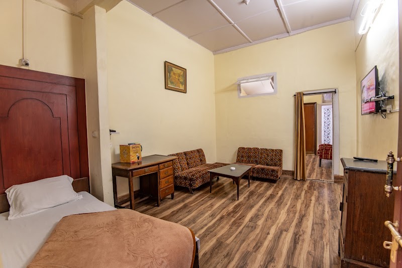 Hotel India - Hotel India, Mall Road, Birla School Rd, Mallital, Nainital, Uttarakhand 263001, India