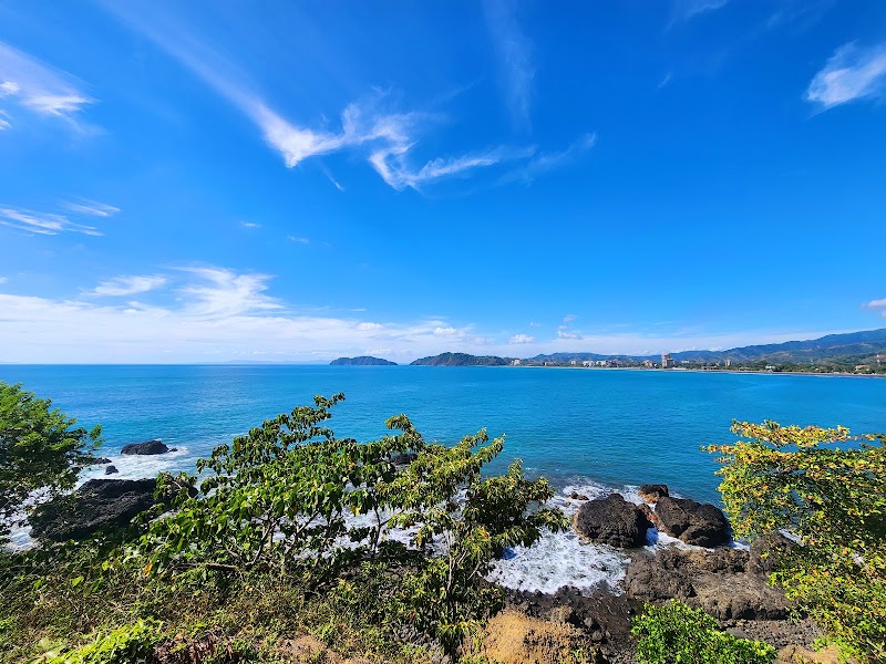 Mirador de Jacó - Mirador de Jacó, H9VG+236, Puntarenas Province, Playa Hermosa, Costa Rica