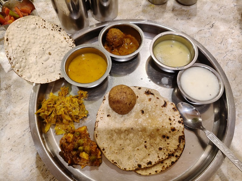 Kanak Dinning Hall - Kanak Dinning Hall first Floor, 13, Chohtta Chetak Rd, Hathipole, Loha Bazar, Chamanpura, Udaipur, Rajasthan 313004, India