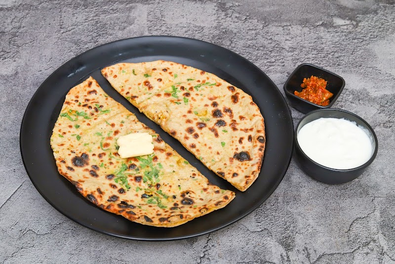 Housewives kitchen - Housewives kitchen Shree Ram Complex, Building 3, 2, C-Block, above Nirulas, Block C, Sushant Lok Phase I, Sector 43, Gurugram, Haryana 122001, India