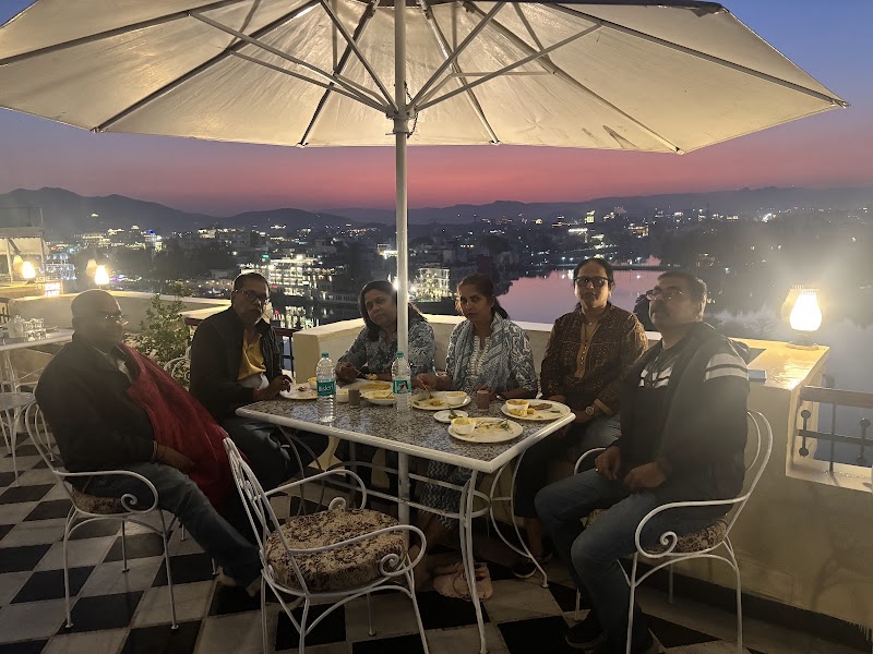 Jalsa lake View Veg Restaurant & Cafe Udaipur | Restaurants in Udaipur - Jalsa lake View Veg Restaurant & Cafe Udaipur | Restaurants in Udaipur First Floor, 302, Purohit Ji Ka Khurra, Imli Ghat Before, Chand Pole, Parking, Udaipur, Rajasthan 313004, India