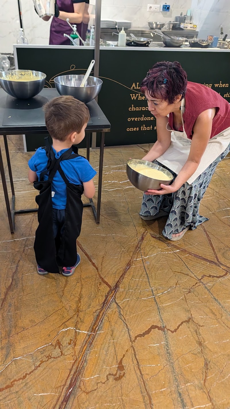 Tiramisu and Pasta Class - Tiramisu and Pasta Class, Via Sforza Pallavicini, 12/16, 00193 Roma RM, Italy