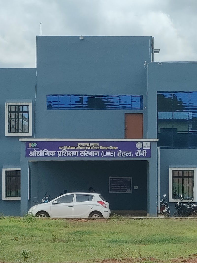 ITI BUS STAND - ITI BUS STAND, Sarweshwari Nagar, Pahartoli, Ranchi, Jharkhand 834005, India