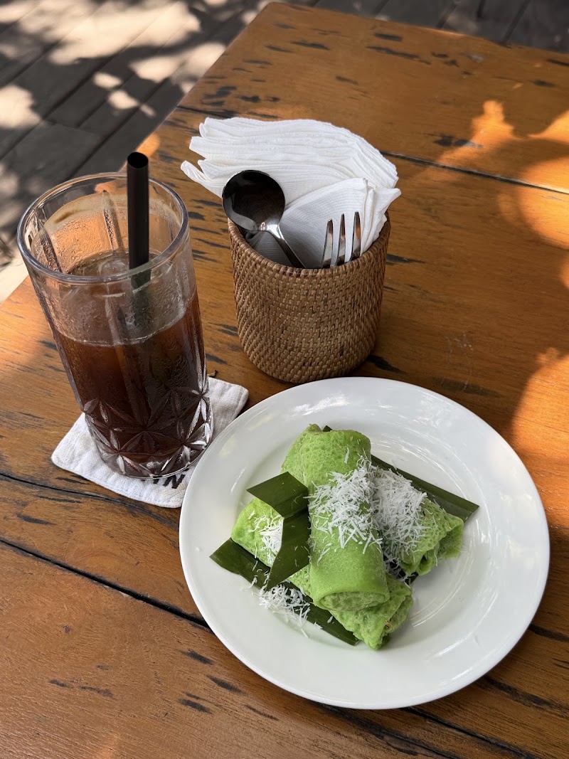 Ulekan Berawa - Ulekan Berawa Jl. Tegal Sari Jl. Pantai Berawa No.34, Tibubeneng, Kec. Kuta Utara, Kabupaten Badung, Bali 80361, Indonesia