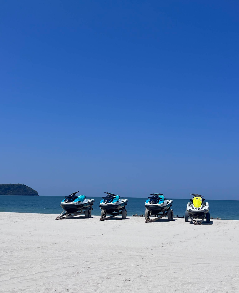 Mega Water Sports Sdn Bhd - (906786-U) - Mega Water Sports Sdn Bhd - (906786-U), Pantai Cenang, Jalan Pantai Cenang, 07000 Langkawi, Kedah, Malaysia