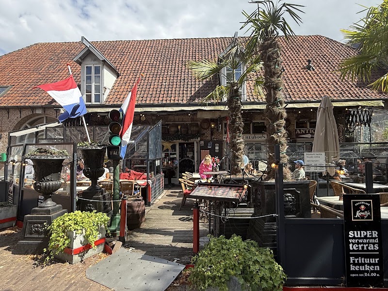 Brew Cafe Kareltje - Brew Cafe Kareltje Burchtplein 5, 5256 EA Heusden, Netherlands
