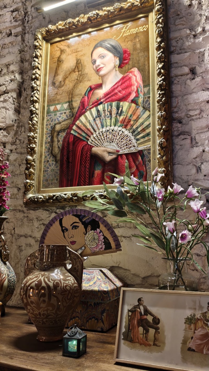 Casa de la Memoria Centro Cultural Flamenco - Casa de la Memoria Centro Cultural Flamenco C. Cuna, 6, Casco Antiguo, 41004 Sevilla, Spain