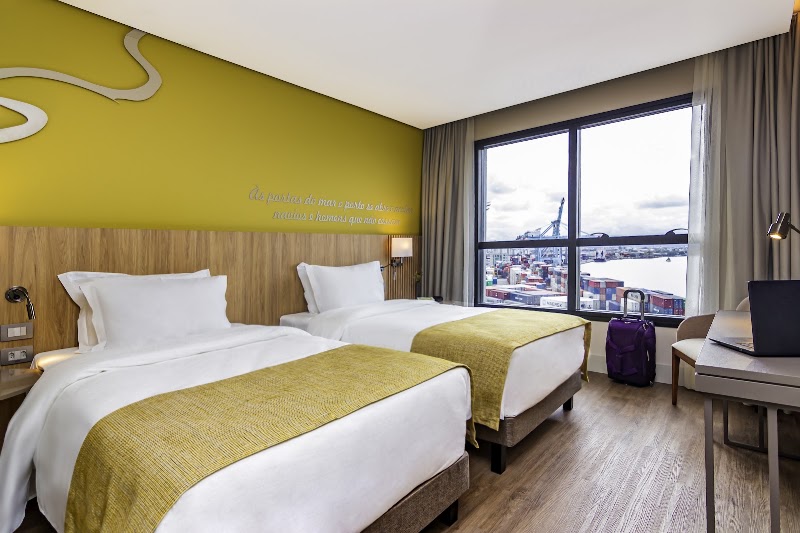 Mercure Itajaí Navegantes - Mercure Itajaí Navegantes, R. Dr. Pedro Ferreira, 363 - Centro, Itajaí - SC, 88301-030, Brazil