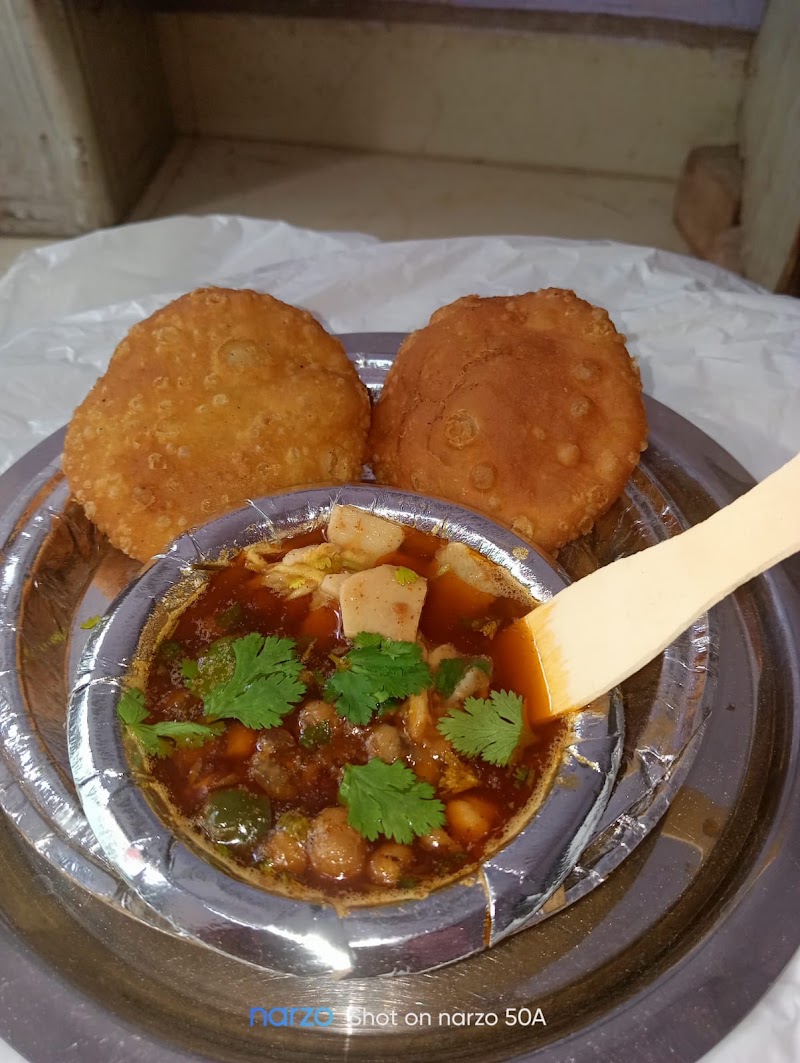 Krishna Snacks Centre(Famous Kachori) - Krishna Snacks Centre(Famous Kachori) 3658 Gali Lohe Wali Charkhe Walan, Old Delhi, Chawri Bazar, Chandni Chowk, New Delhi, Delhi, 110006, India
