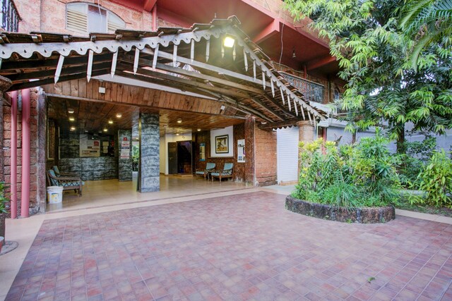 Capital O 322 Sea Breeze Candolim - Capital O 322 Sea Breeze Candolim, Opp Village Panchayat Murrod, Candolim, Goa, Candolim, Goa 403515, India