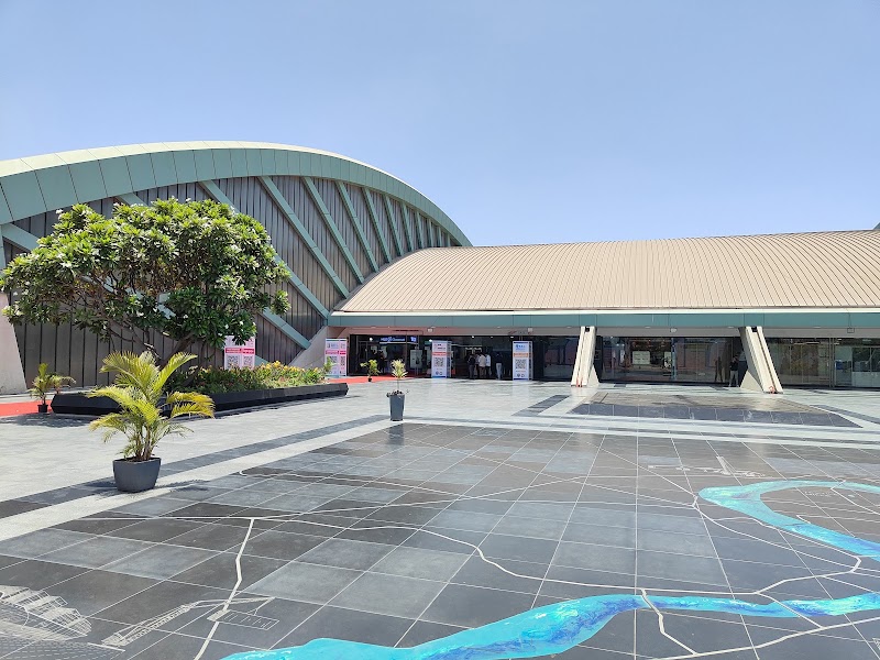 Surat International Exhibition & Convention Centre - Surat International Exhibition & Convention Centre, 146/B, Althan - Sarsana Rd, near Khajod, Chowkdi, Sarsana, Surat, Gujarat 395007, India