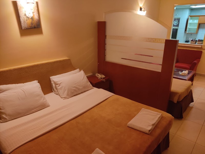 Al Raien Hotel Apartments - Al Raien Hotel Apartments, Al Riff Road, Bur Dubai - 18 21A St - Al Souq Al Kabeer - Al Fahidi - Dubai - United Arab Emirates