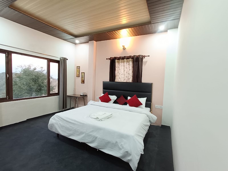 Himalayan Rays Homestay - Stay Hills - Himalayan Rays Homestay - Stay Hills Main kanatal, Chamba - Mussoorie Rd, Kanatal, Tehri Range, Uttarakhand 249145, India